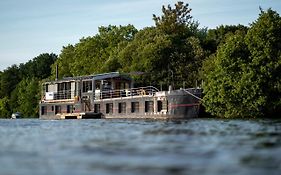 La Rivière House - Péniche Carpe Diem